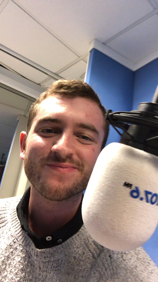 BenjysBanter's tweet photo. On @VIBE1076 now, warming you up for @LoveIsland with brand new music on Raw Vibes. Coming up later is loca producer @Jamesrootmusic. https://t.co/pXQQfOIF8R