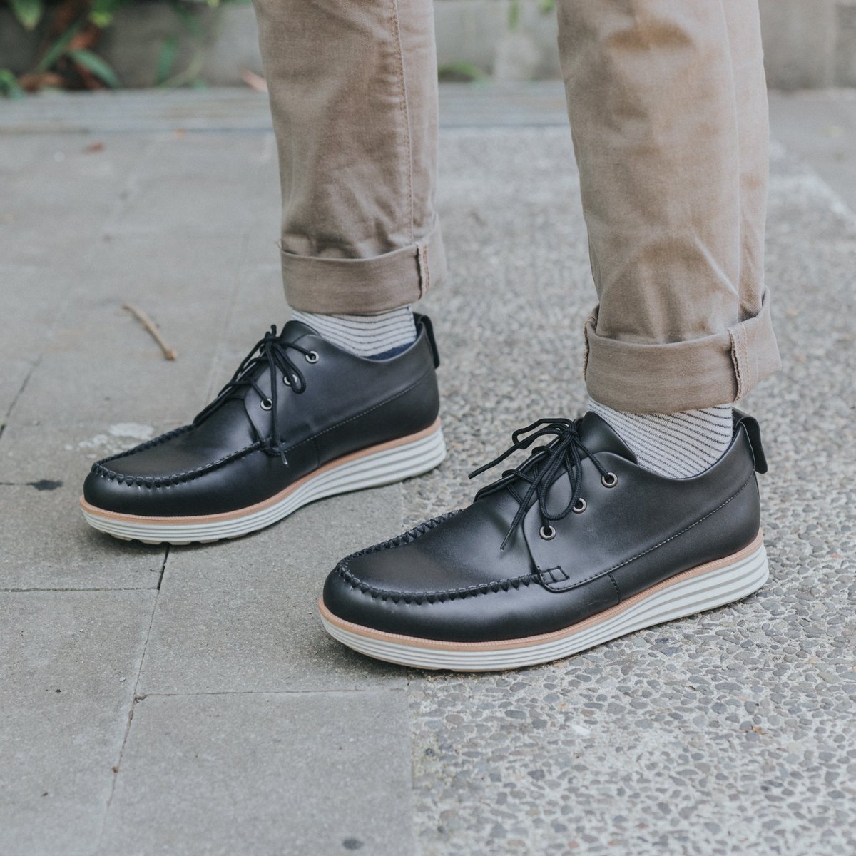 HeadwayID's tweet photo. Headway Footwear - Pierre Black size 40-44 Info/Order WA 081808262634 Instagram: @headwayfootwear @footurefootwear  #sepatu #brandlocal #indonesiapride https://t.co/BGeBggMnwc https://t.co/rdWlLIGDfO https://t.co/nFv4I7NTTl https://t.co/ptB1SUm6zv https://t.co/dYqb2Srqsf https://t.co/IJyXb3Cuzi