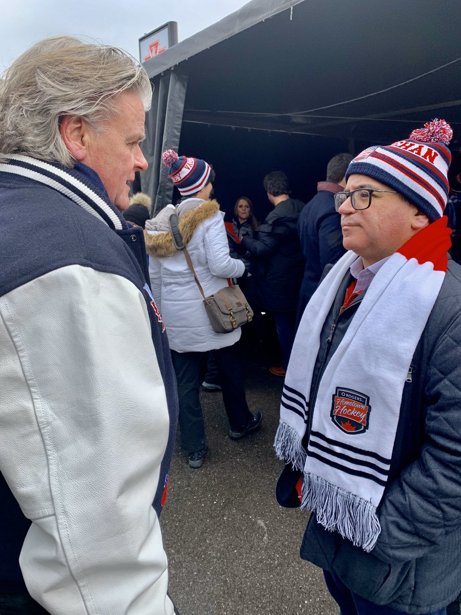 fsorbara's tweet photo. Proud to be here in #Vaughan with my colleagues &amp; celebrating our hockey tradition, representing #teamwork, perseverance &amp; achievement. Thank you @rogers for making a stop with #hometownhockey here in our city. #rhhvaughan2020 https://t.co/jpn0O5HkGA