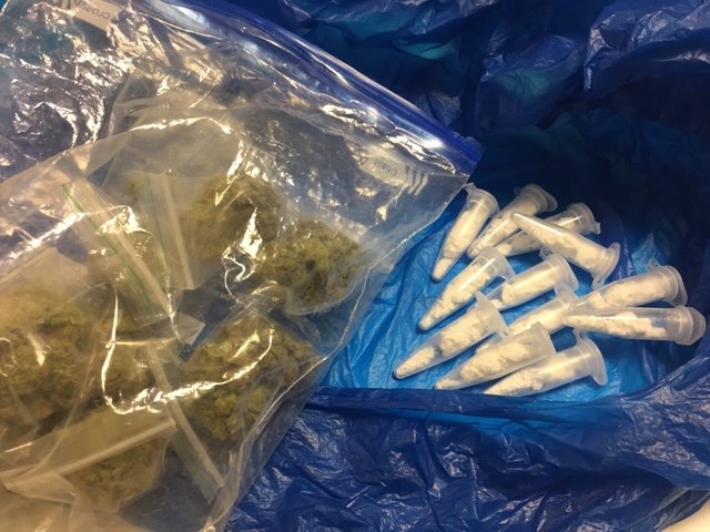 MPSNewham's tweet photo. One arrested last night by #EPTteam5 for possession with intent to supply class A and B drugs, driving whilst unfit through drugs, offensive weapon, no licence or insurance. He is soon to be charged with a number of these offences to appear in court tomorrow. #makingnewhamsafer https://t.co/wyhmvAq49g