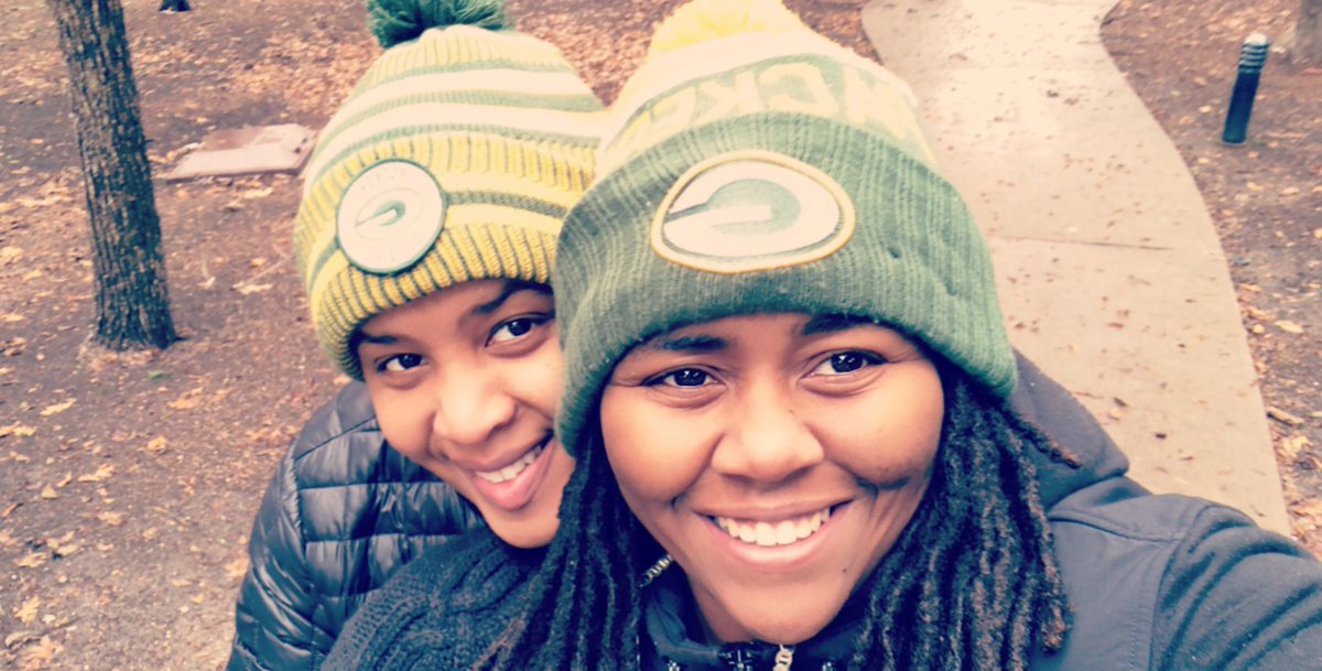 Im_JustK_HOP's tweet photo. Yesterday was a snow day and we were rocking our packers hats!!! #addisonpark #PackerNation https://t.co/LSExI330QJ