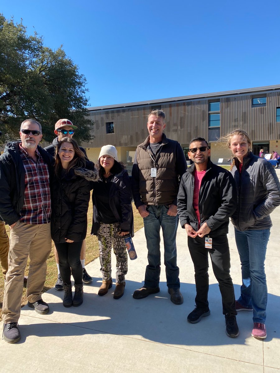 menchacamustang's tweet photo. We had an amazing turn out for our Community Open House of #menchaca5.0!! Thank you to everyone who came to celebrate the spirit of who we are!!! https://t.co/PP08lq7wUu