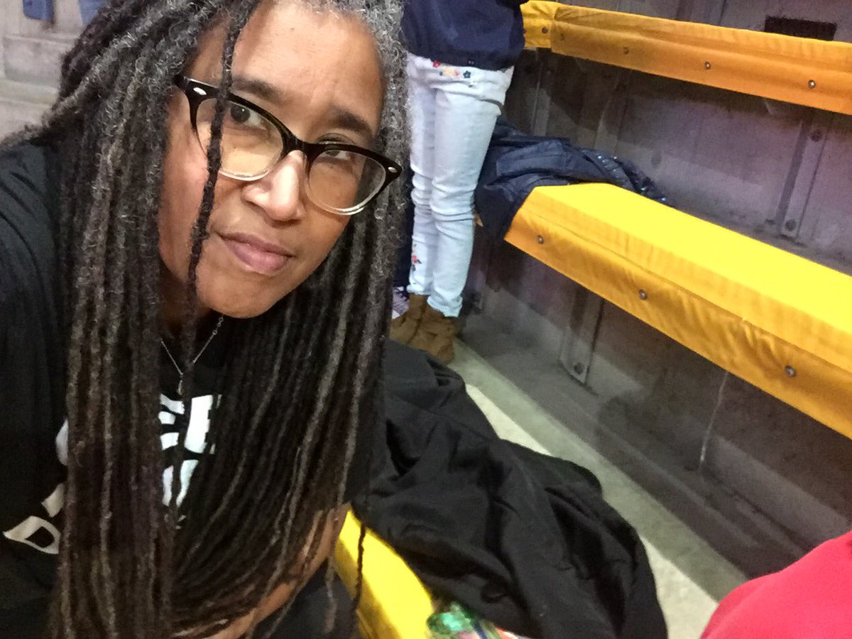 AyadeLeon's tweet photo. Me, deciding to #TakeAKnee during the national anthem at the Cal women’s basketball game. @CalBSU #BlackAtCal https://t.co/TAkcLM30vn
