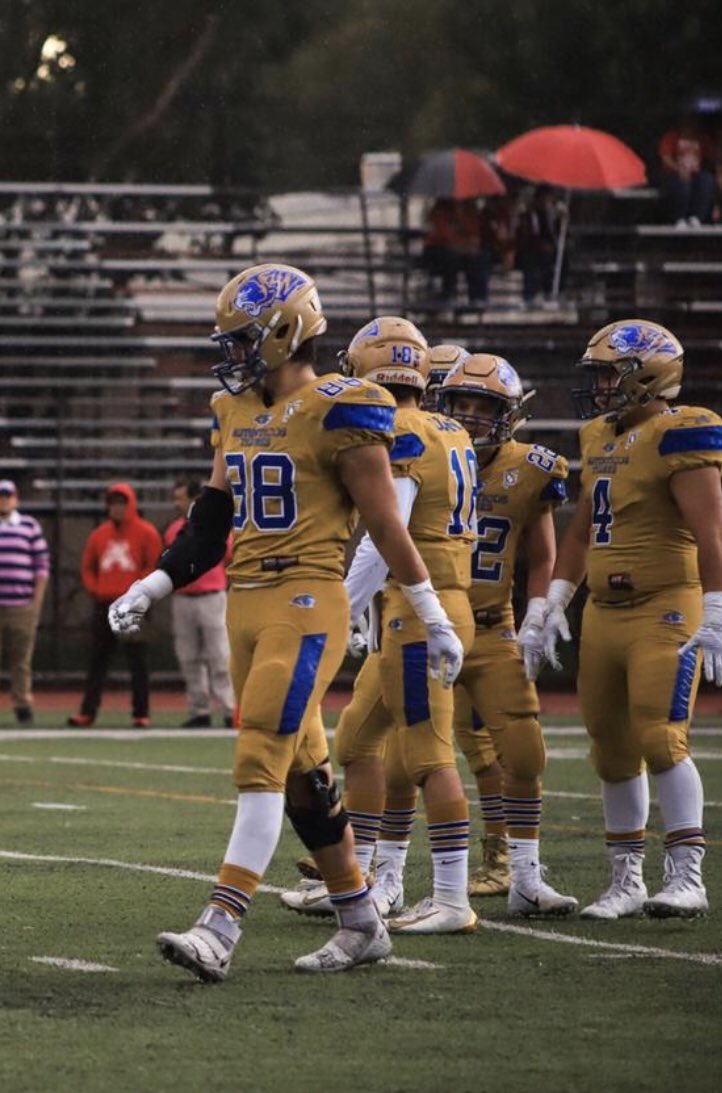 Fronterense's tweet photo. Saludos @pepesegarra para Jorge Piña Packers de Corazón!! @AUTENTICOS_UANL @Packers_Mx @TUDNMEX https://t.co/eKd2s2xgWb