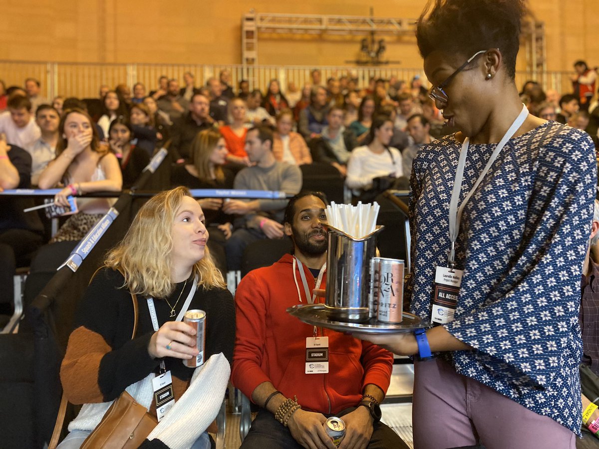 ToCSquash's tweet photo. Tonight is #LADIESNIGHT at #ToC2020 ! Complementary rosé from Lorenza Rosé ! #allmyladies #whorunthisworld https://t.co/wI9E9DCUqd