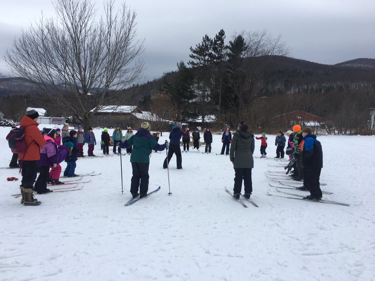 annacarterbpms's tweet photo. Cross-country skiing on Forest Fridays! https://t.co/2wkNdedlfP