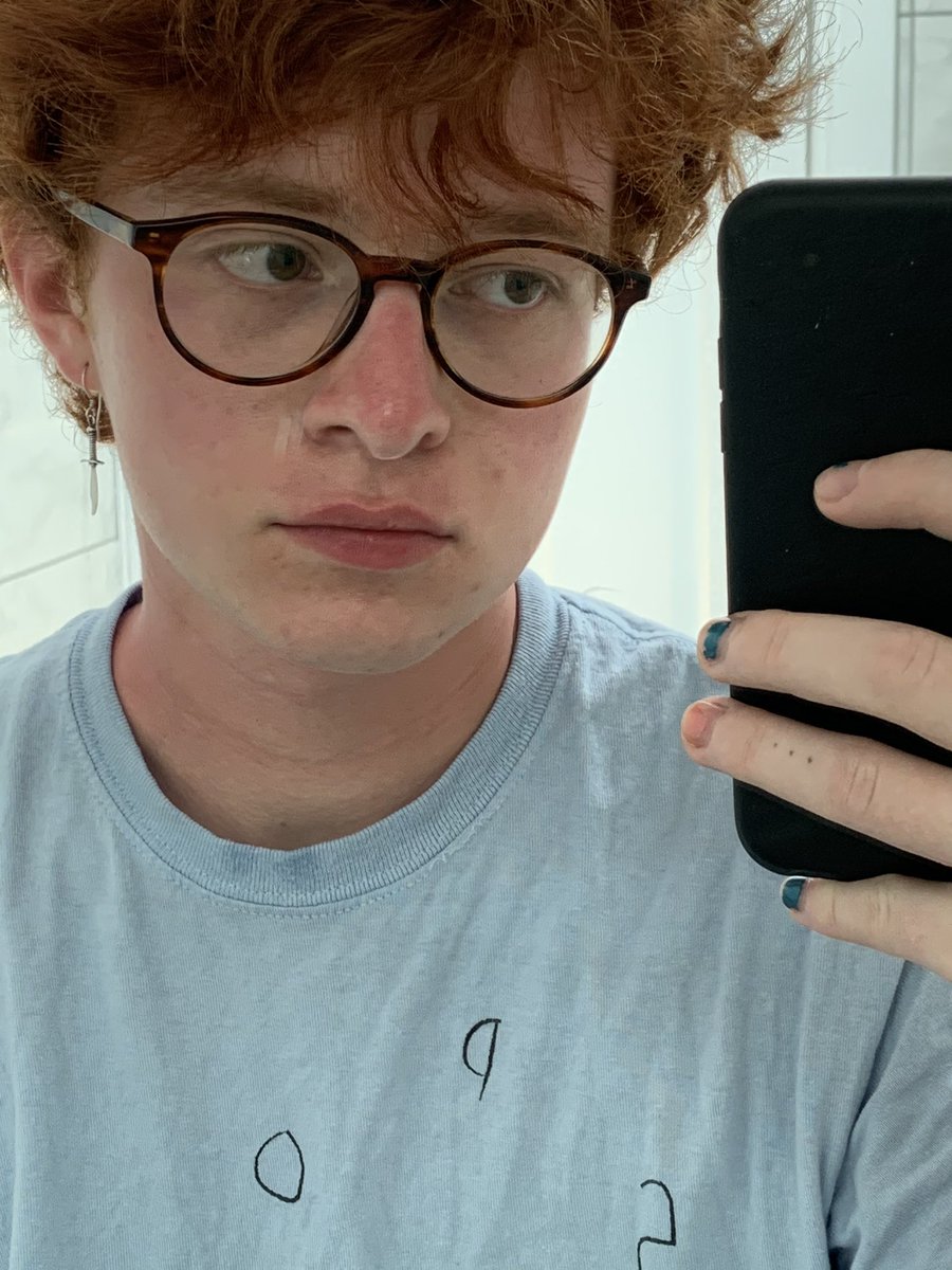 robbie (normal) tweet media