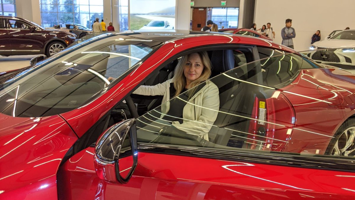 kgclose's tweet photo. #SVAutoShow #Lexus 💜 https://t.co/7sMJngCfdO