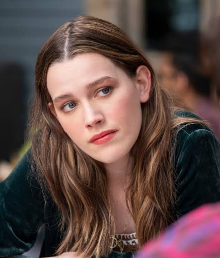 RTouLikeYourFav's tweet photo. What's your favorite character?

RT for Love Quinn
LIKE for Guinevere Beck https://t.co/XIXyD40EXj