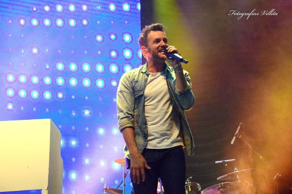 fcvolveraser's tweet photo. Arrancamos el 2020 junto a @AxelOficial y #VolverASerTour en Totoras,Santa Fe! 
➡Algunas 📷 de lo vivido en una noche magica✨ https://t.co/8336aFyRy9