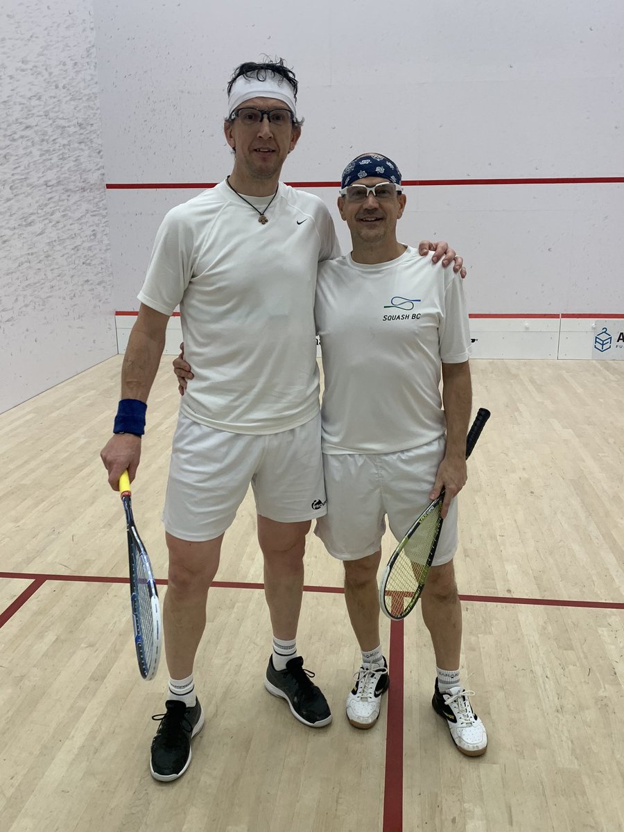 SquashRepublic's tweet photo. #canadianmastersteams update: BC B and Alberta are tied. Weβre going to game 7 decider Peter Goodings (AB) vs Andrew Lynn (BC) for gold.
#squashmasters
#masterssquash
#squashincanada https://t.co/5j3gvsJSJv