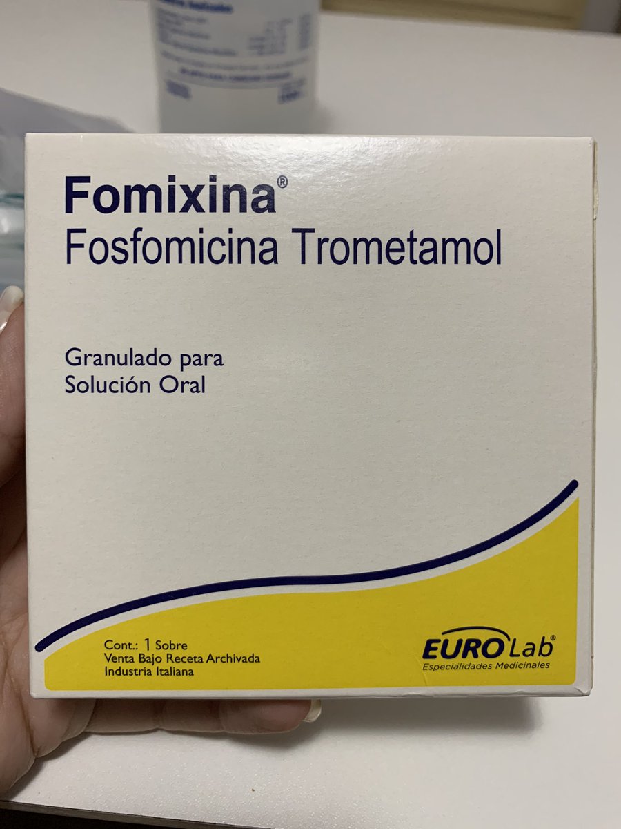 MartuLianza's tweet photo. Hola!! Publico acá estos insumos médicos que nos sobraron de cuando mi abuelo estuvo enfermo. Son 6 bolsas para recolección de orina (para la sonda), un agua destilada y 10 sobres del antibiótico FOMIXINA. Si conocen a alguien que los necesite, que se comunique conmigo! https://t.co/XCfQgo7e0h