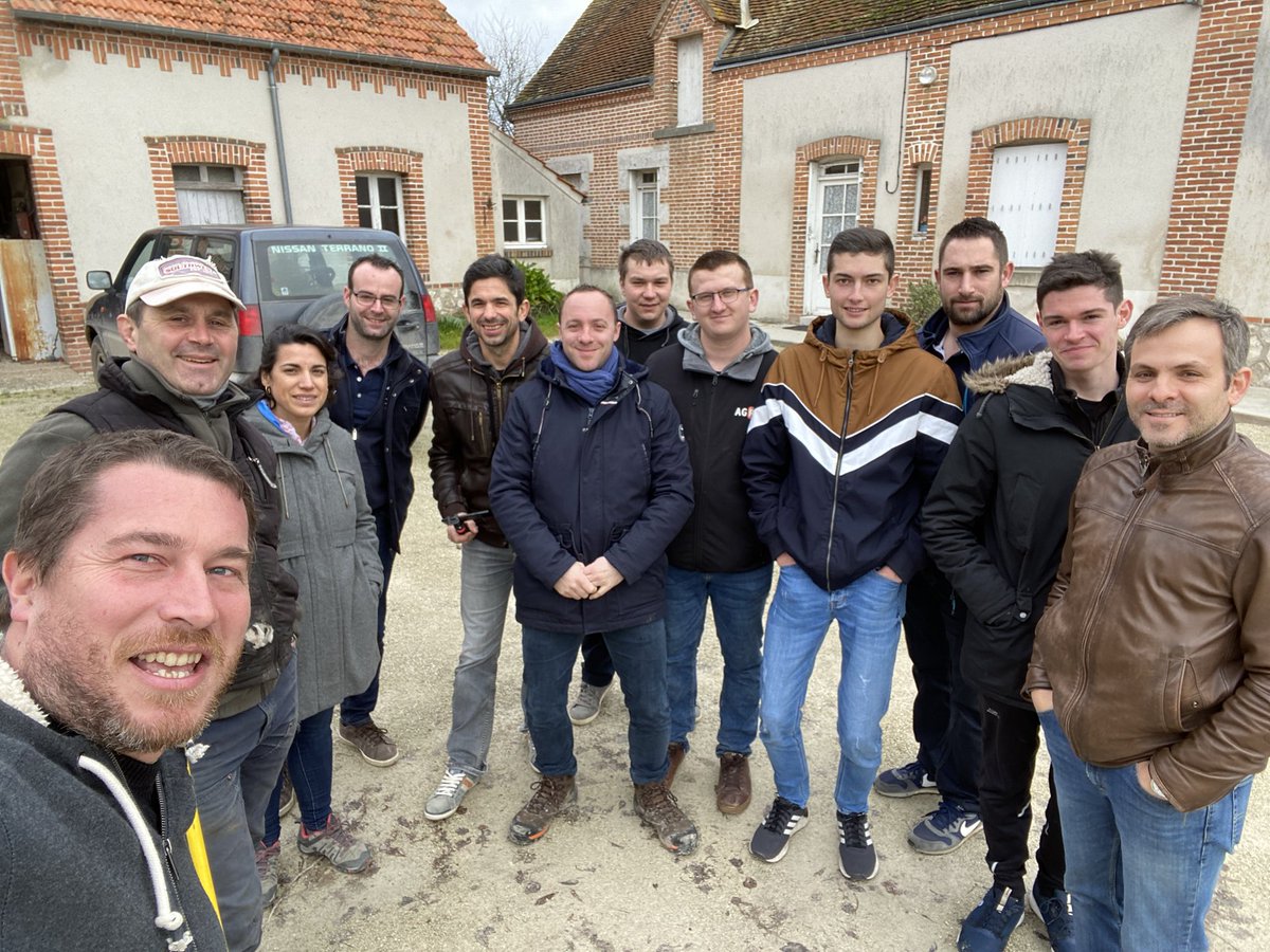 gilles_vk's tweet photo. Un super week-end en Sologne avec les #agriyoutubeurs !! Des échanges, des découvertes, de la bonne humeur et surtout du partage ! 

Merci à tous !!

@guillaume_redon
@ChatardJeanloup
@NVitibio
@BenjiFarmerYT
@theoj79
@gilles_vk
@gaelblard
@d_forge 
@agrikol https://t.co/wzSuDxFxRX