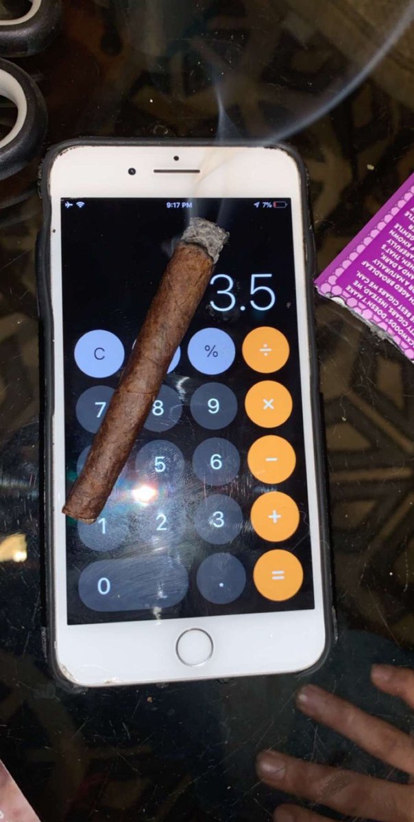uSmokeFakeRuntz's tweet photo. 3.5 inda wood https://t.co/LTQ35gjHnx