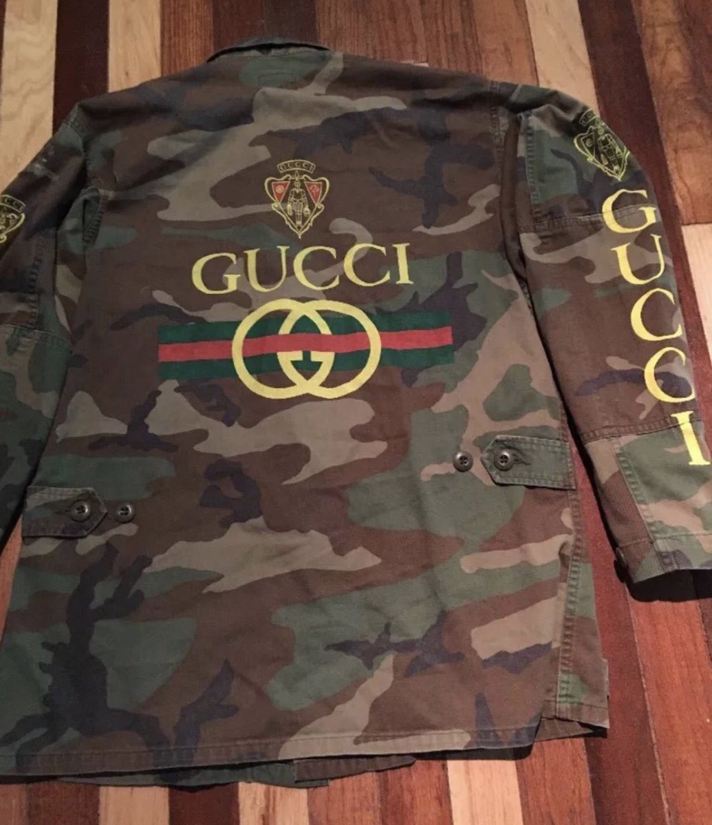 JAjaccienne's tweet photo. C’est officiel!! Pour se préparer à la #WWIII la mairie d’Ajaccio a déjà acheté les ensembles que devront arborer les soldats ajacciens durant la bataille avec des uniformes adaptées à tout type de terrain https://t.co/S2NR8yB48Z