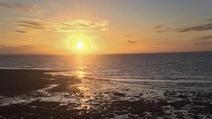 The calm before the storm. Another beautiful sunset on the Cooley Peninsula this evening 

<a href="/EarthandClouds/">Earth and Clouds</a> @LensAreLive <a href="/ThePhotoHour/">#ThePhotoHour</a> <a href="/DiscoverIreland/">Discover Ireland</a> <a href="/DundalkTourist/">DundalkTouristOffice</a> <a href="/CapturedIreland/">Captured Ireland</a> <a href="/ScenicWalks/">Scenic Irish Walks</a> <a href="/StormHour/">#StormHour</a> <a href="/Lovindotie/">Lovin Ireland</a> <a href="/AimsirTG4/">Aimsir TG4 ⚡</a> <a href="/BBCWthrWatchers/">BBC Weather Watchers</a> <a href="/newslineweather/">IrishWankers</a> <a href="/barrabest/">Barra Best</a>