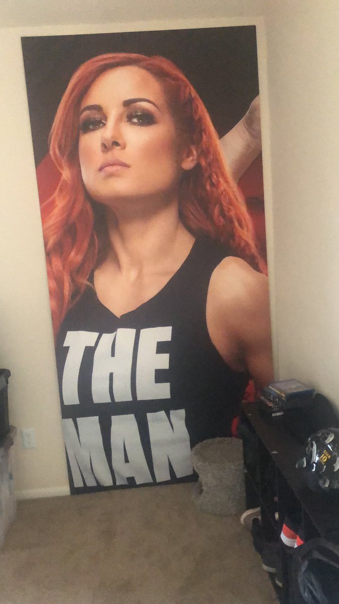 j_kel44's tweet photo. Now that it’s finally up, the question is how am I supposed to get @BeckyLynchWWE to sign this nearly 8ft tall poster. https://t.co/OoQmzopAtv