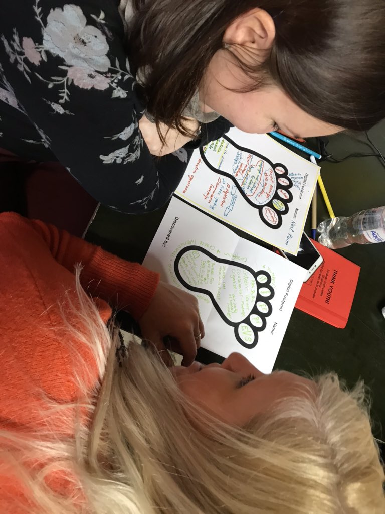 Buzz_Bury's tweet photo. What is your Professional Digital Footprint? Our Digital Detectives have been hard at work investigating and sharing here at #Playitforward in Lithuania. #iywtguild @EUErasmusPlus #youthworktrainers https://t.co/nFFWphsUki