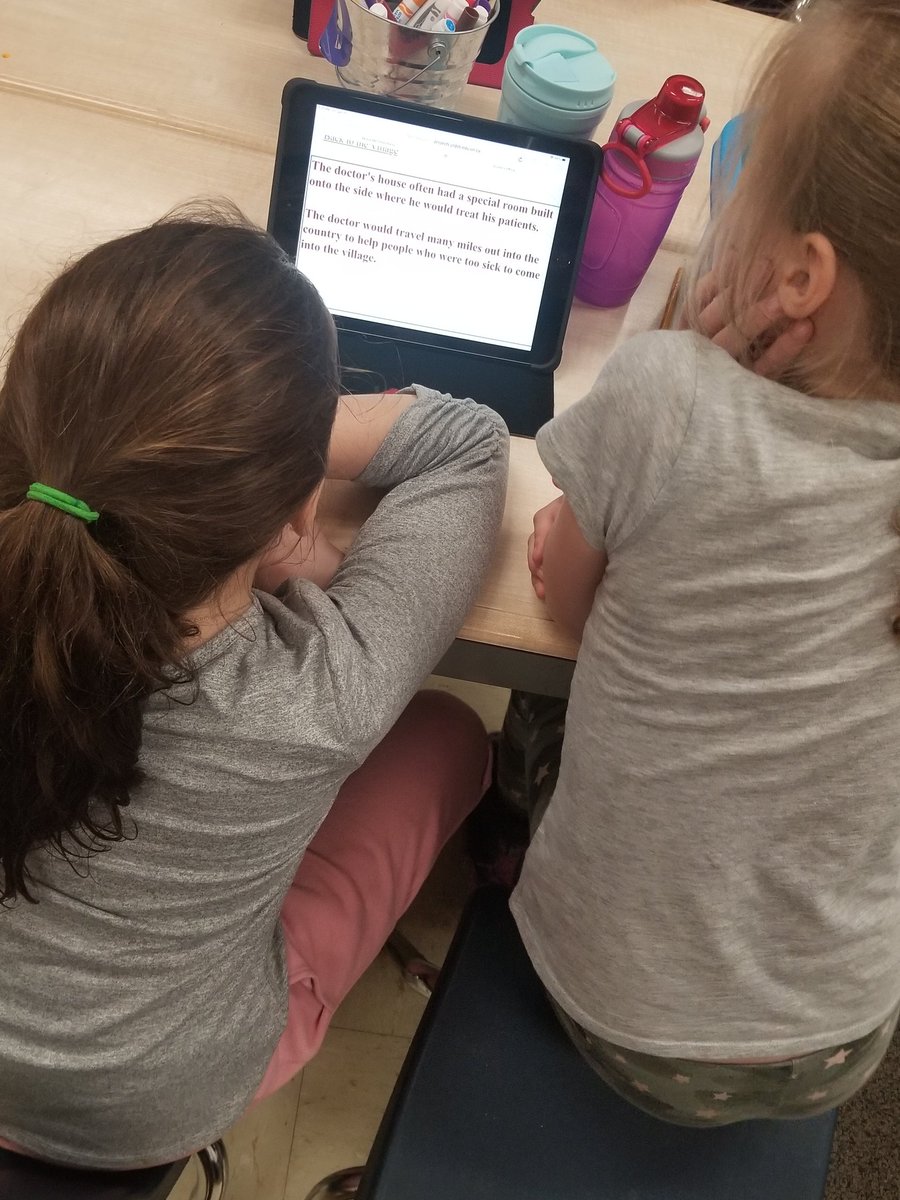 misscaro_a's tweet photo. Gr. 3 students researching about the pioneering life and learning about the ways people used transportation then and now. @Fordcityfalcons @LEADUWindsor https://t.co/MFYlmgLLOh