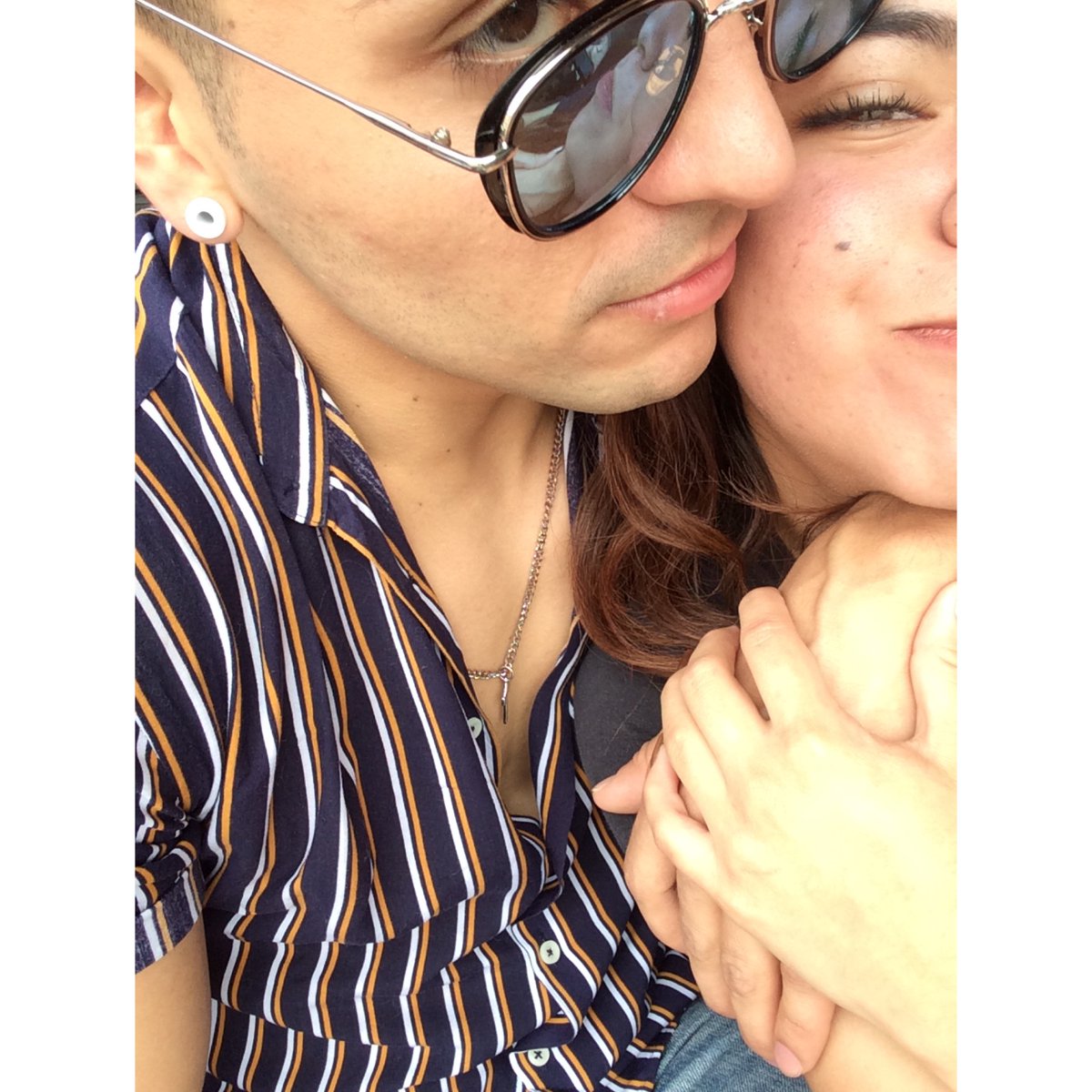 Mayragv13's tweet photo. SÓLO QUIERO ABRAZARTE. @SoyChristianCas  ❤️ https://t.co/8NvKCDzaZa
