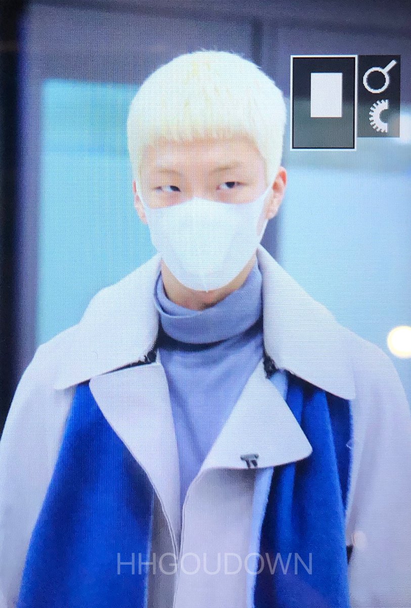 HHGOUDOWN's tweet image. 200113  인천 🛬️

@official_hoony_

#이승훈 #위너 #HOONY #WINNER