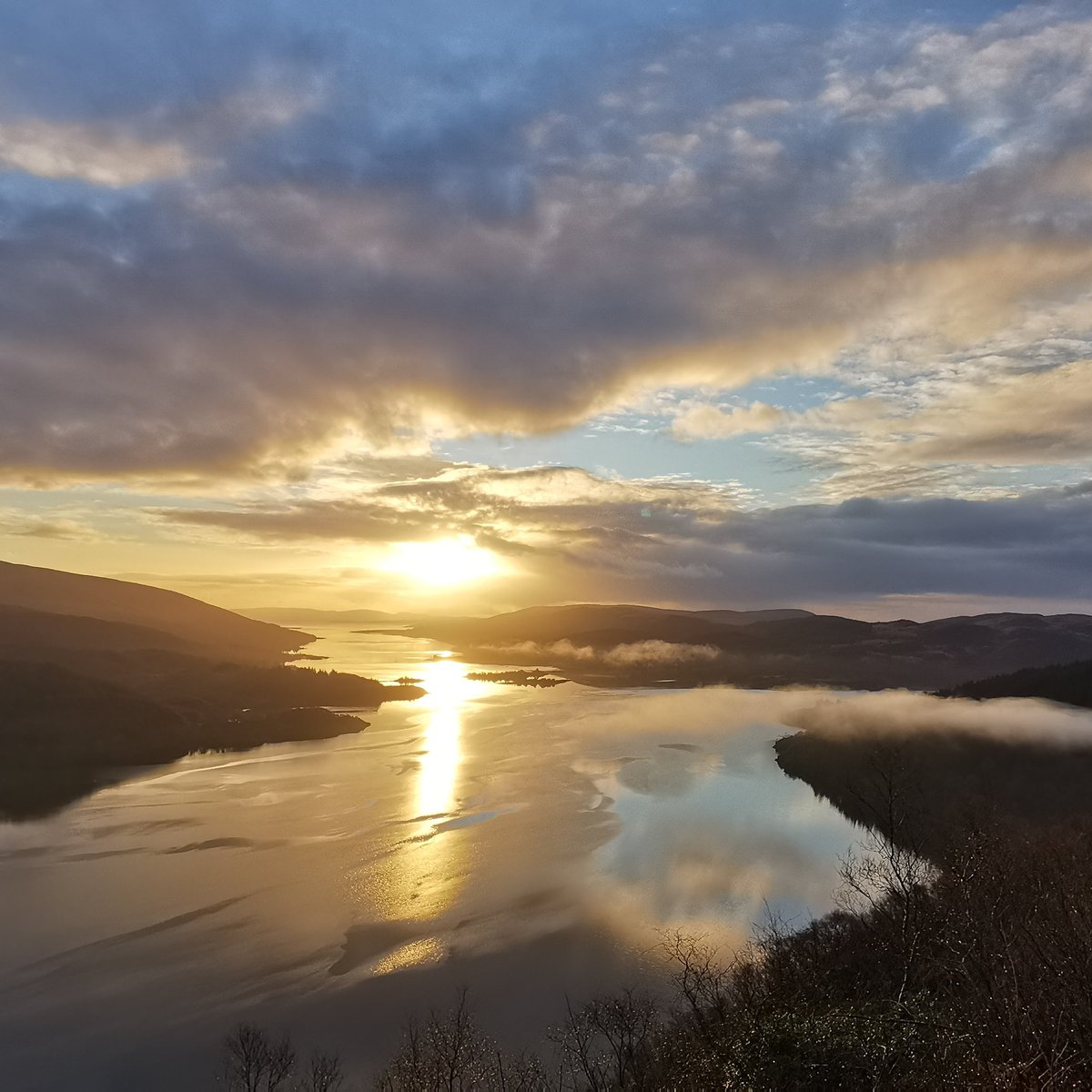 We live in the most beautiful area. To have this on our doorstep is amazing.
#Tighnabruaich #Argyll