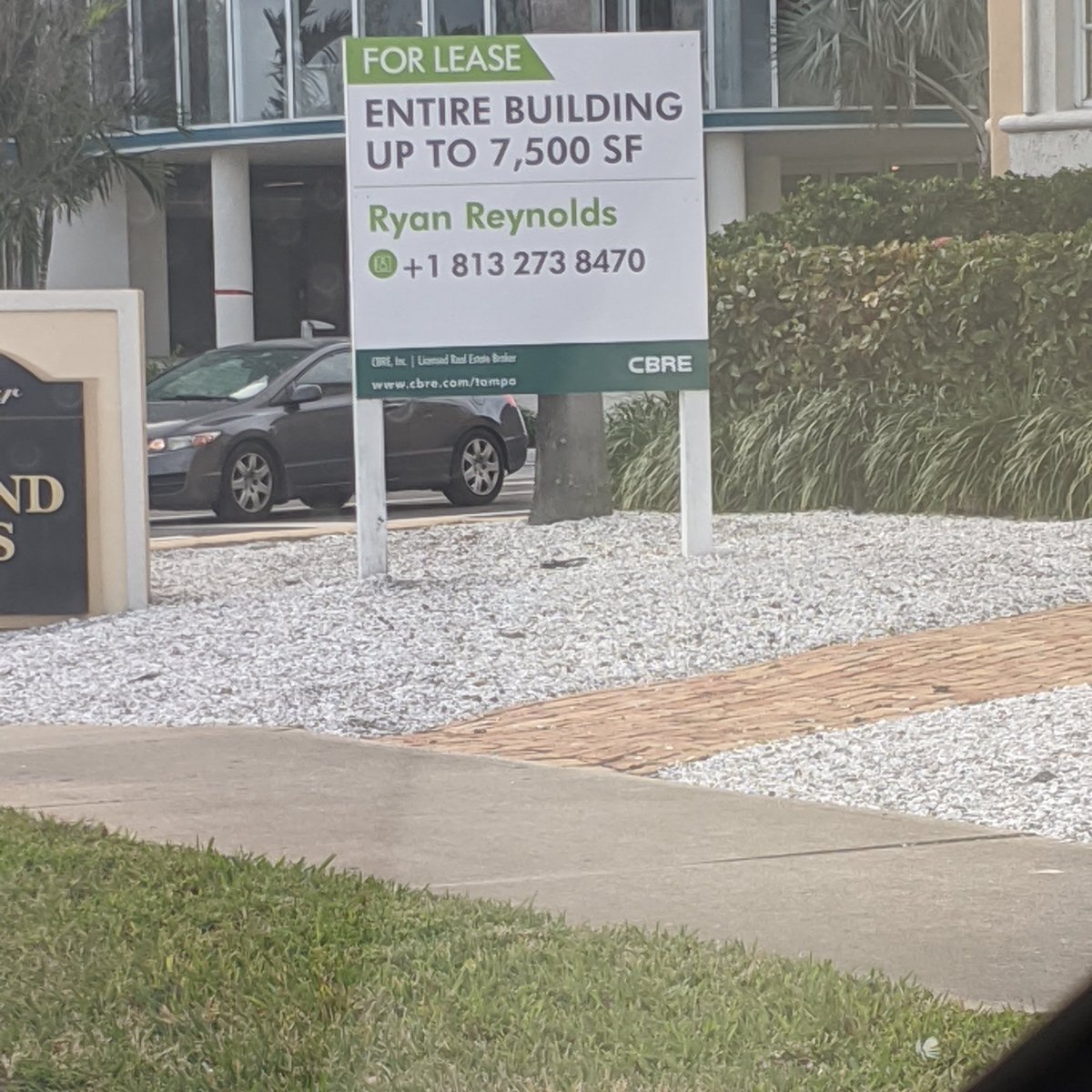 ITendToWingIt's tweet photo. @VancityReynolds number. Y'all welcome. #ryanreynoldsrealty https://t.co/2muEW6rShU