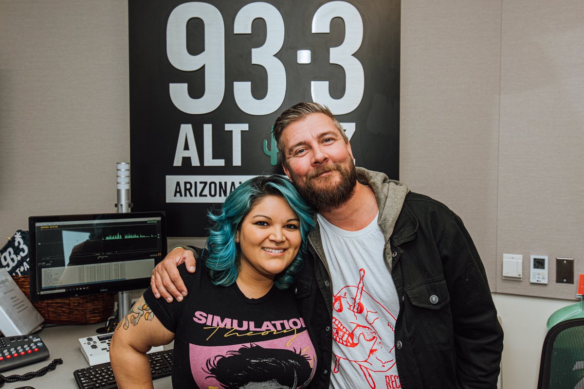 raysquaredart's tweet photo. Jason from @Authority_Zero will co-host Homegrown with @MoRoRadio tonight at 9 on @altaz933! 🤗 https://t.co/HTq7R3fwz8