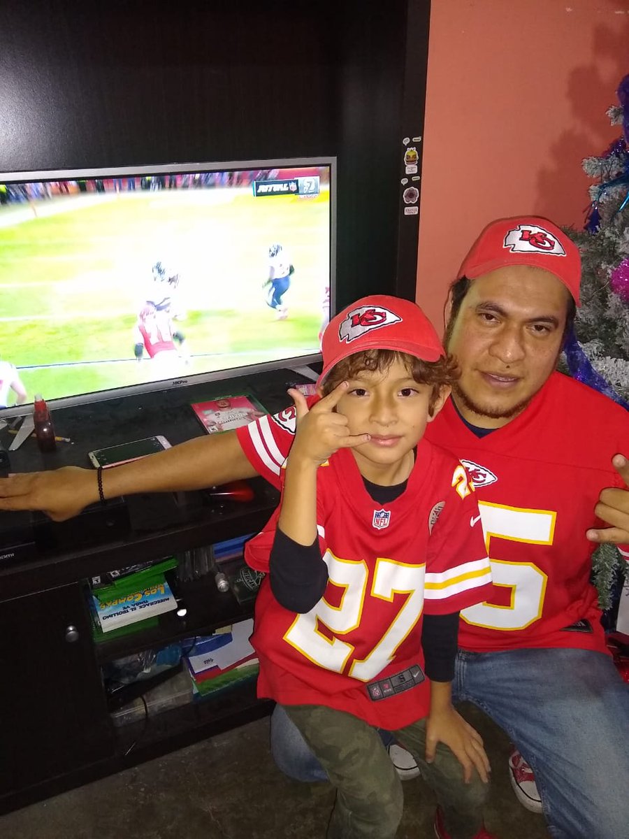 SnakeGm's tweet photo. #ritualnfl #GoChiefsGo
@AztecaDeportes
@quiquegaray https://t.co/P4zZHxMACF