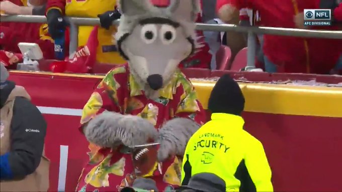 This dude @kcwolf is the GOAT #wolfgoat 🐺🐐🐺🐐🐺🐐
https://t.co/k50ZqT4AGb