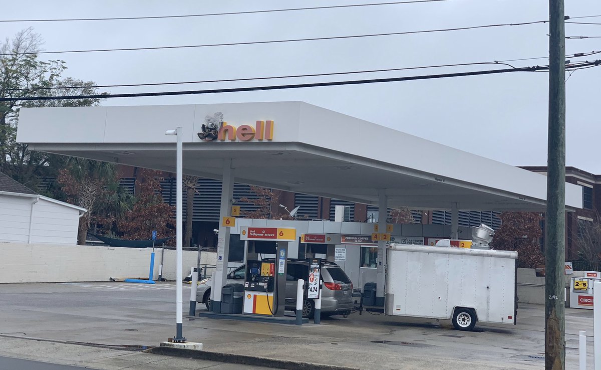 LivingCHS's tweet photo. Sunday funday! If you’re visiting the #holycity of #Charleston and looking for something fun to do, go to #hell. At the corner of King St and Huger St. #chsnews #irony #selfiespot #Godhashumor #visitCharleston #gotohell https://t.co/UHuidpHi8f