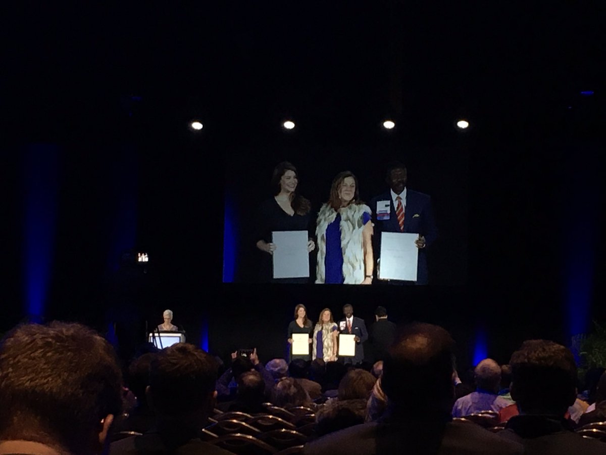 northflamsnwa's tweet photo. And congratulations to Alan Sealls, recipient of the AMS Broadcast Meteorology Award! #AMS2020 #FSUAMS https://t.co/qk2YvTI949