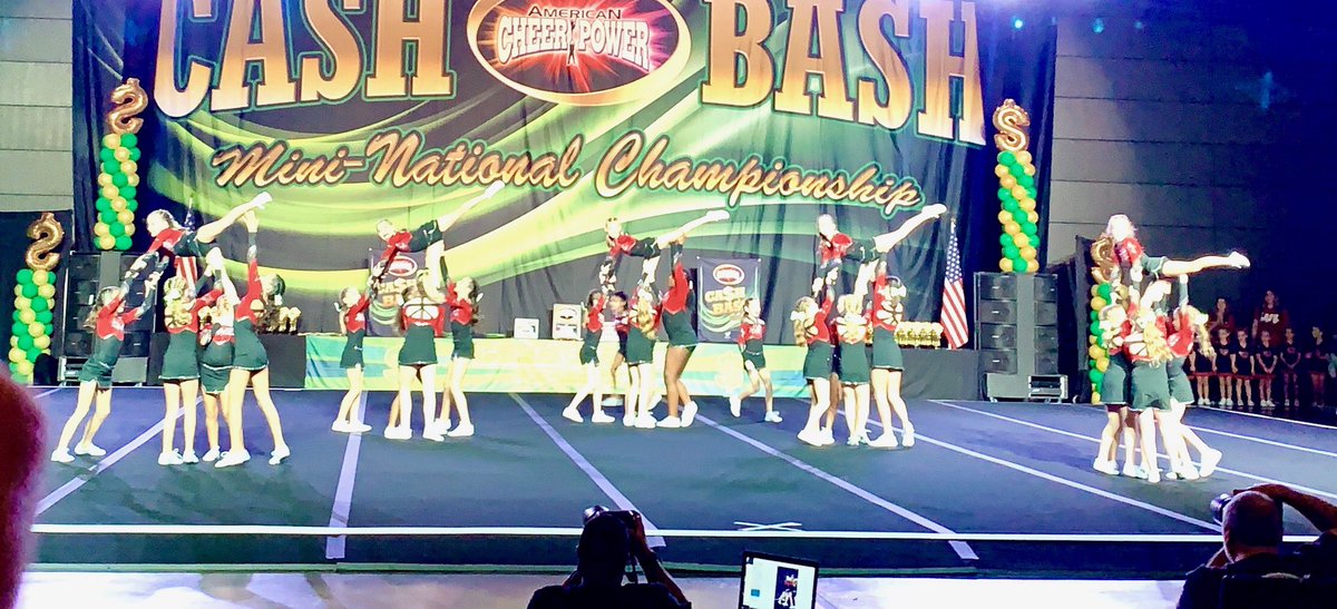 seabees_we's tweet photo. Two zeros this weekend!!! WE made everyone feel the sting in Galveston 🐝🐝🐝 #Champions #queenbees https://t.co/ShUQwWY12e