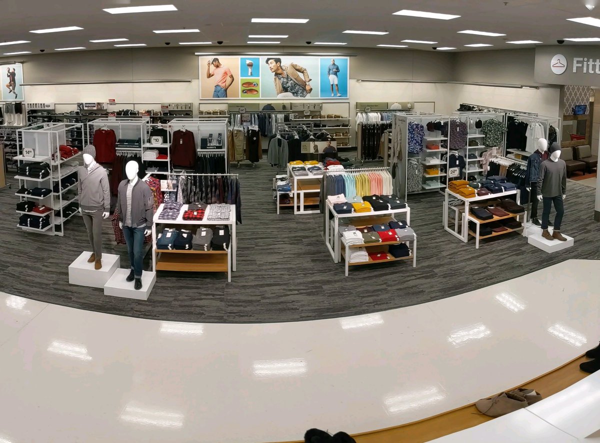 Lexi_Cooley_'s tweet photo. Before and After 👏👏 @VNicole1902 @settoselltarget #g195lightitup #d133gotSTYLE https://t.co/pJaXMxxJWT
