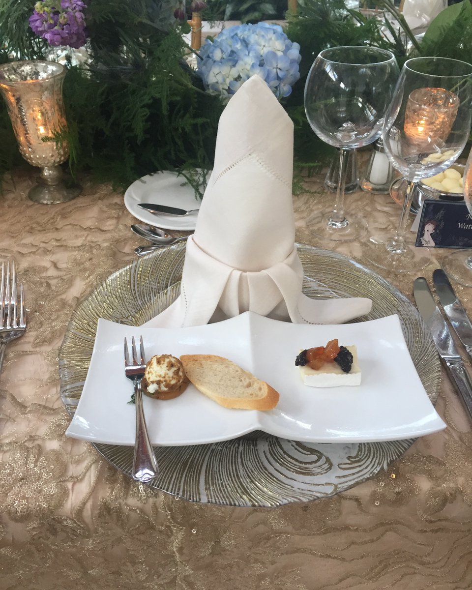 Accent your day with a touch of class, sophistication and elegance. We always manage the little details that make an event memorable. #newfields #kahnscatering #jennvanelk #McNamaraflorist #weddingtablesettings