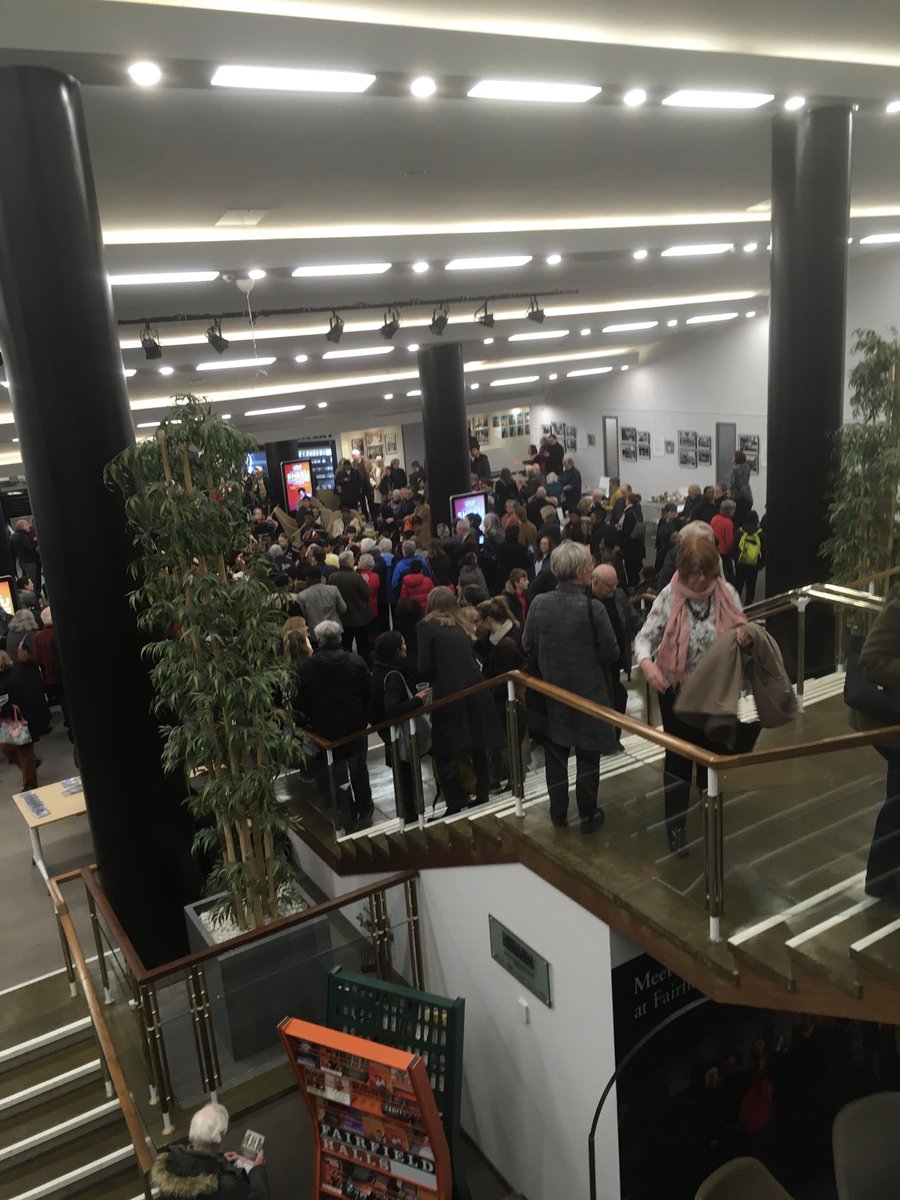 LyndaJGraham's tweet photo. What a buzz! Huge crowds in the @FairfieldHalls foyer listening to 15young cellists waiting to hear ⁦@ShekuKM⁩ &amp; @LondonMozartPlayers Packed auditorium, wonderful concert. Long queues for CD interval signings. #InsideCroydon #Croydonevents .A triumph! https://t.co/rUZxlpYMpL