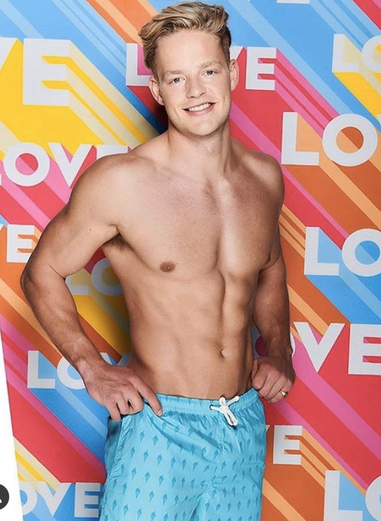 MarshallMadi's tweet photo. Knew I recognised him from somewhere #LoveIsland2020 https://t.co/hwvDCrFPdt