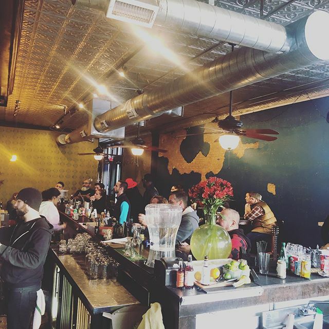 NoWayRozay18's tweet photo. Full house for the playoffs! #nfl #whitehall #sundayfunday #football https://t.co/LUs5Ivc2Ae https://t.co/0VJNDUDzi6