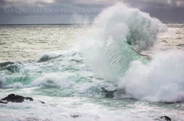...and there's the money shot! 😍
What a wave!! 🌊

.
.
.
#oceanwestliving #ucluelet #stormwatching #pacific #power #wildwestcoast #stormyseas #ocean #pacificviews via <a href="/tourismucluelet/">Tourism Ucluelet</a>

📷 @sarafredericksonphotography