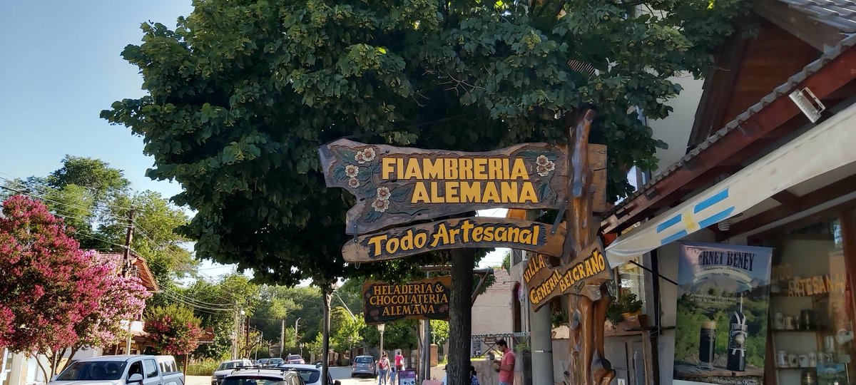 AngiePolcho's tweet photo. Y la dieta ya no existe... Culpo a Villa General Belgrano por mi falta de fuerza de voluntad 🤣🤣🤣 #DietIsOver https://t.co/eBSIi2OFQz