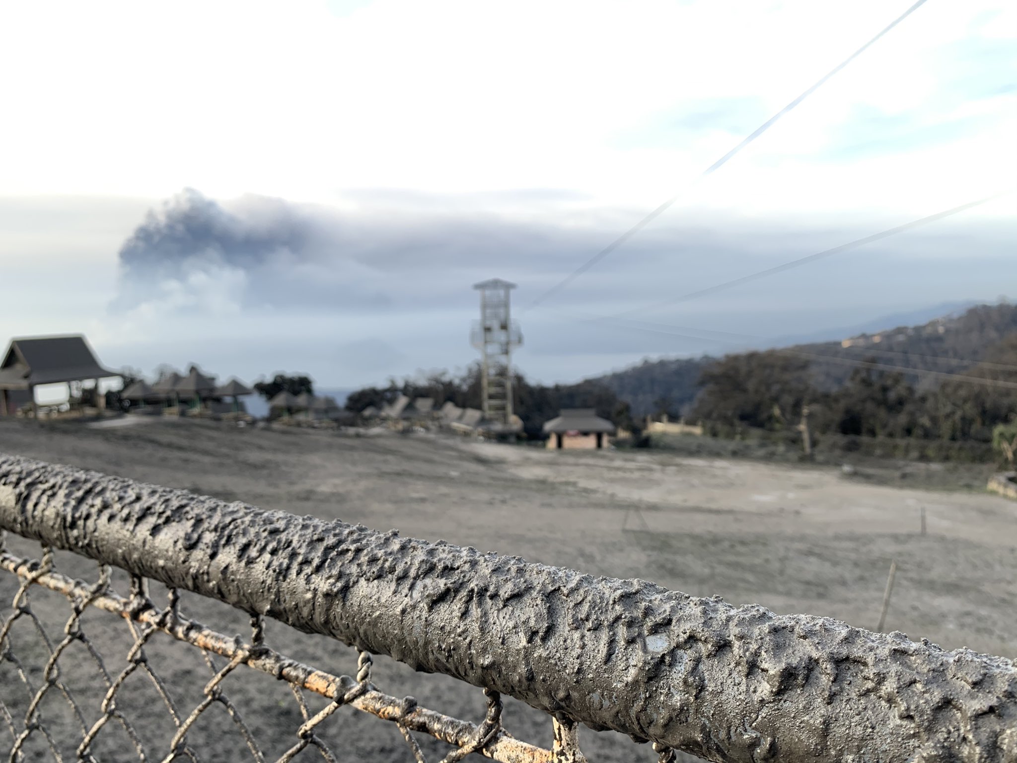 EOHpCGUU8AAQGh0?format=jpg&name=4096x4096