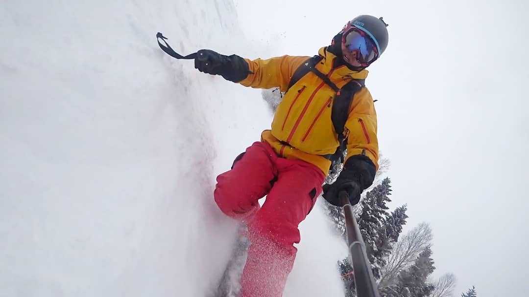 Teleskiermag's tweet photo. #SpreadTelemark Sunday #5:

今の熊落としはこぶこぶじゃないから滑りやすい。所々ガリガリ出てて焦る。
エキスパートほどほどにして熊落としに早くいけばよかったな。

#spreadtelemark #freeheellife #okushigakogen #ogasakaski #eturn #22designs #polefreak #japow ( #📷 @ymz11k05 ) https://t.co/Jx7mRDABoP