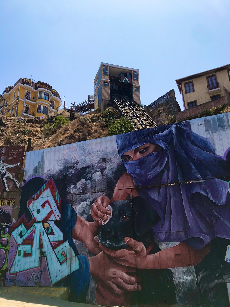 hignacioff24's tweet photo. Simplemente valpo 💕😍 #Valparaiso #Resistencia #ChileDesperto https://t.co/RjSlMxJus4