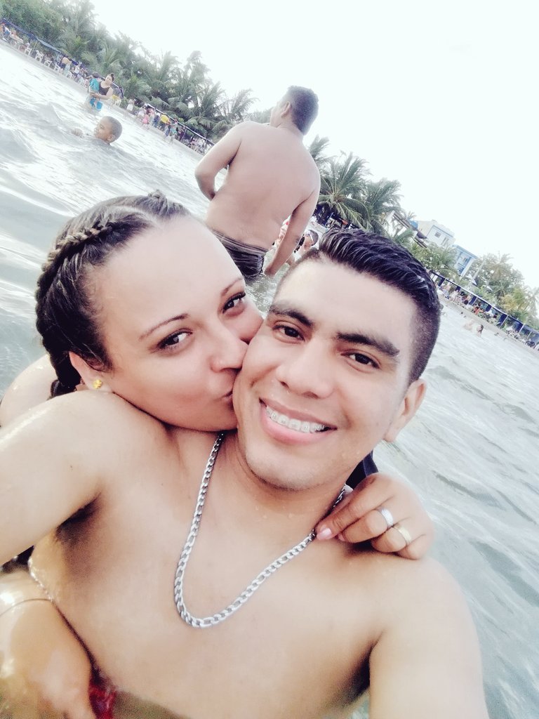 MiichoCamacho's tweet photo. Te Amo Mi Reina Linda 😍❤ https://t.co/U3vWFE0EG5