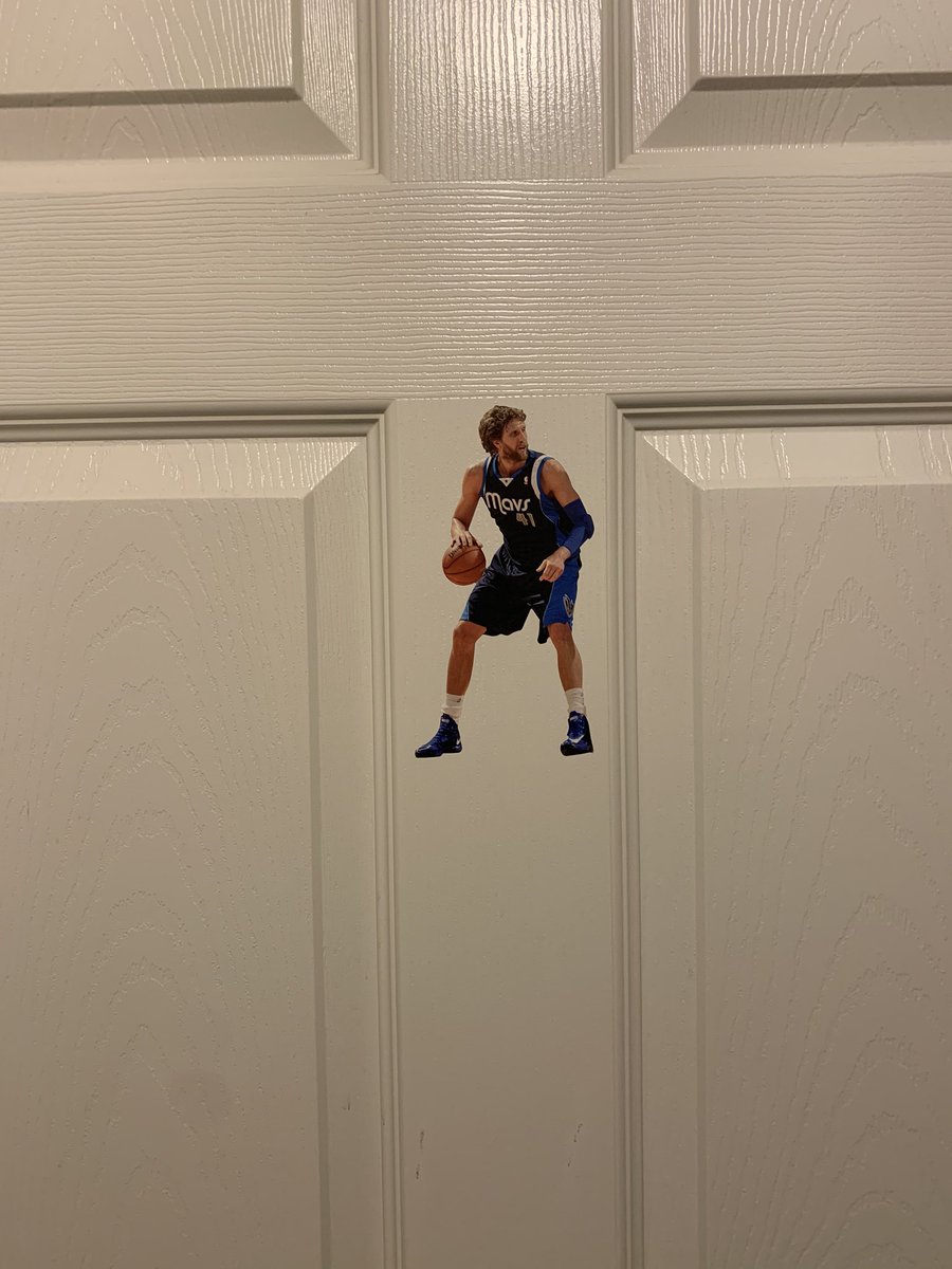 EsqNamedDrew's tweet image. Parenting is making sure your son sees this each night before he goes to bed. @swish41 @dallasmavs @mcuban #MidrangeGame