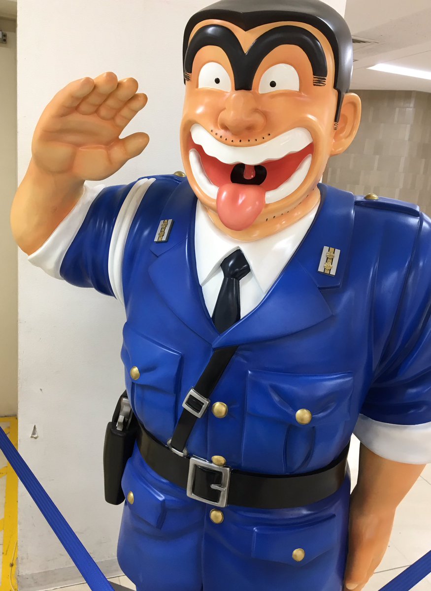 sakuramoon19's tweet photo. 3度目の #ラフ絵名古屋展 へ✨タツノコプロ出身の各先生方の世界（デザイン）が凄すぎ✨ ゲーム、アニメ、漫画、メカ…そして鉛筆書きのラフから完成まで見られるのは #ラフ絵 だからこそ✨✨最後に絵コンテの資料もあり、中でも幽遊白書が分厚くこれで1話分？とビックリ👀✨もう最後…寂しい🥺 https://t.co/XBJGiN9qmD