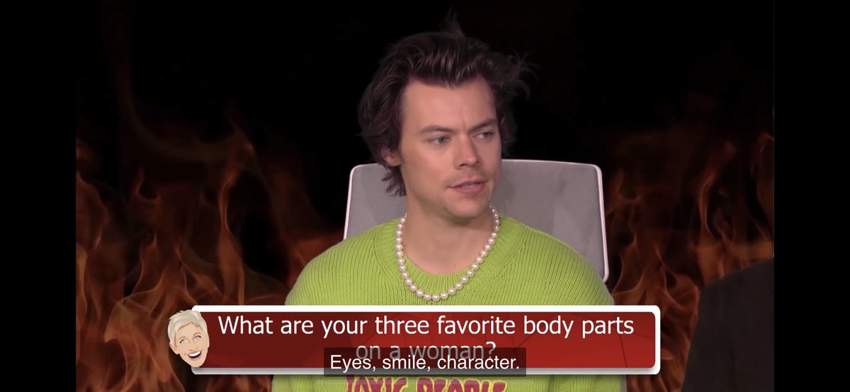 hstylespics's tweet photo. harry styles              harry styles
    then                            now https://t.co/Y4K37fnEcv