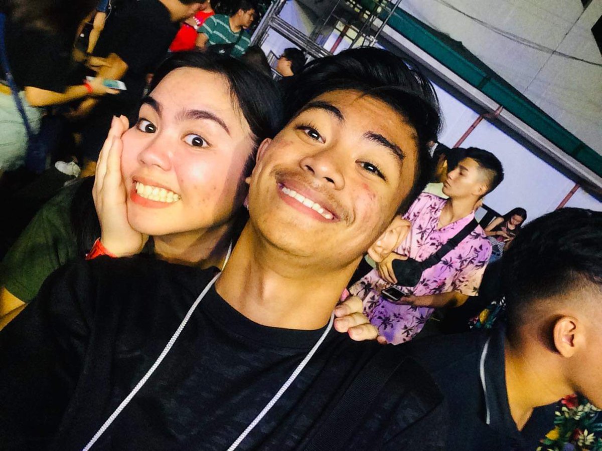 voightttt's tweet photo. Pipiliin ka sa araw-araw🥀💛
#MaloFest2020🎉 i heart u!!💛 https://t.co/odmWUhu5Sc