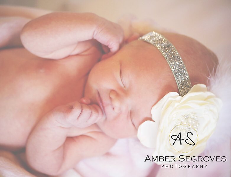 daniel_mkenna's tweet photo. OBSESSED with my beautiful baby girl 😭😍💗 https://t.co/eSZxA1Fa23