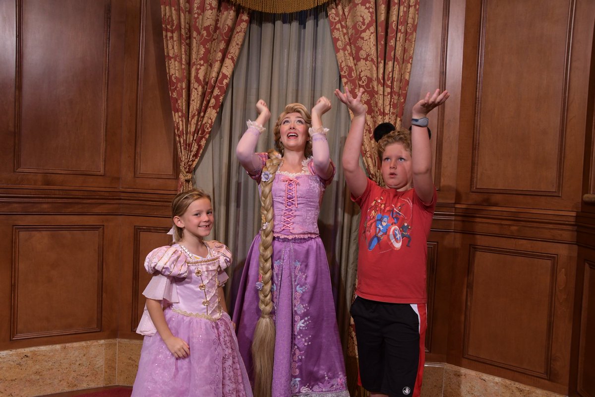 Thank you for this Rapunzel on January 9th at 12:50 pm.  Sending imaginary lanterns with my kids!  #CastCompliment @WDWGuestService